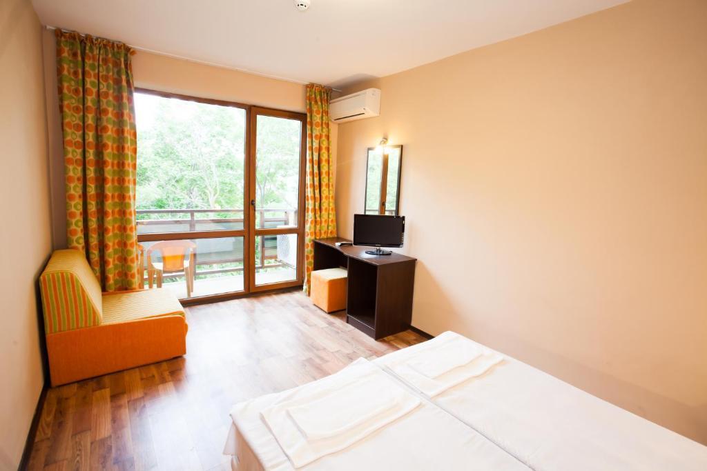 Bisser Hotel - Free Parking - Free Pool Access Baltsjik Kamer foto